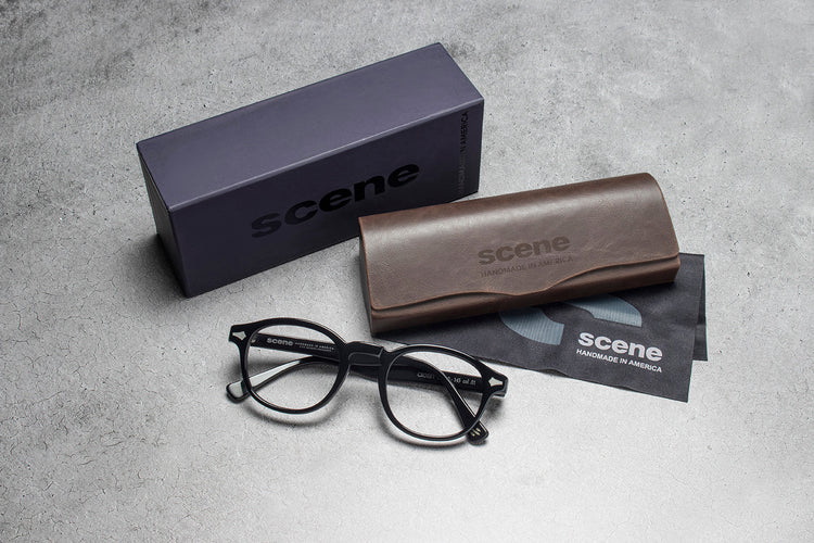 Scene Eyewewar Case, Box, and Cleaning Cloth